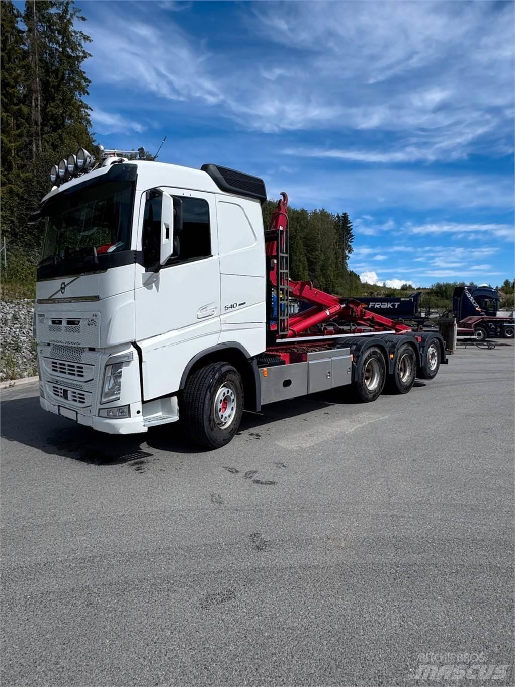 Volvo FH 540 8X4 Horgos rakodó teherautók