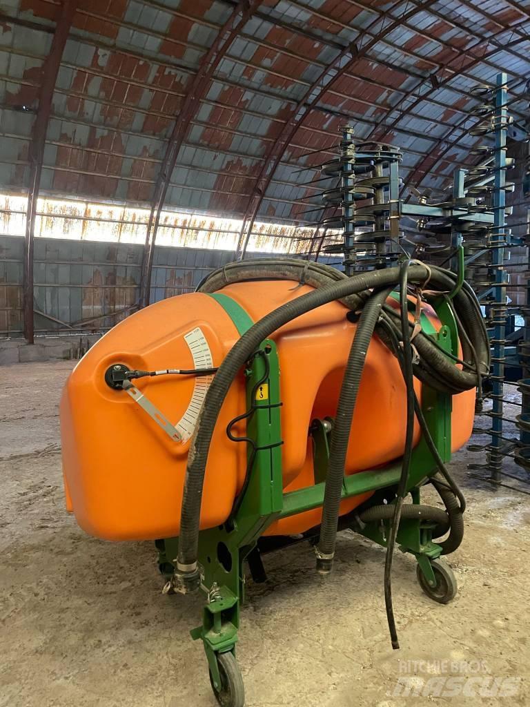 Amazone UF 1801 Rögzített trágyaszórók