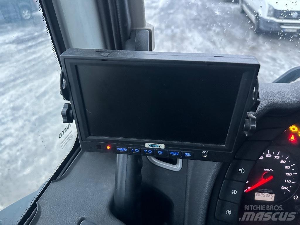 Iveco X-Way 560 8x2 Horgos rakodó teherautók