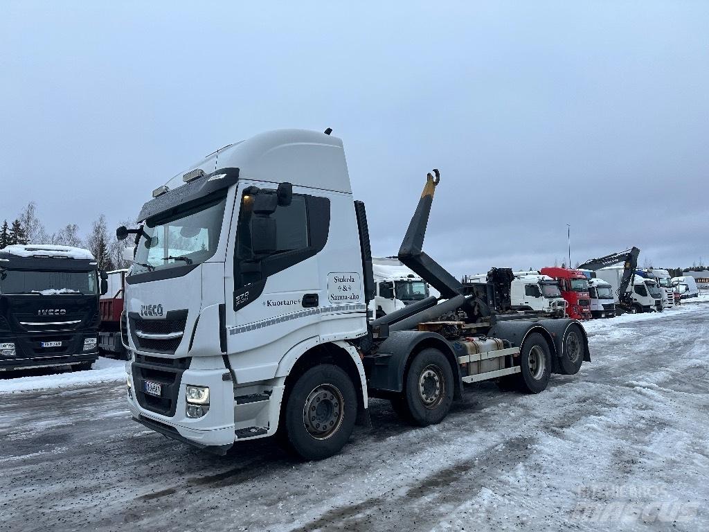 Iveco X-Way 560 8x2 Horgos rakodó teherautók