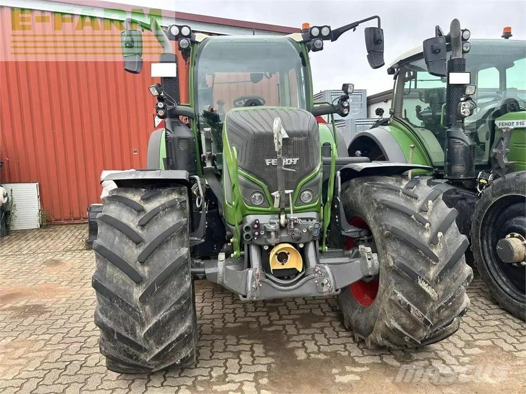 Fendt 724 vario Traktorok
