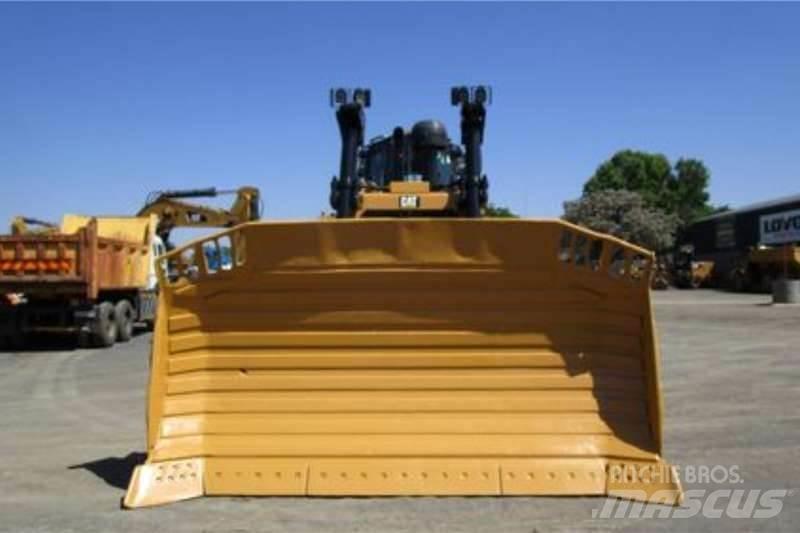 CAT D8R lánctalpas dózerek