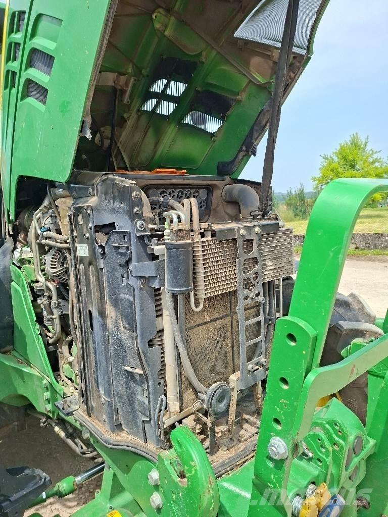 John Deere 6110M Traktorok