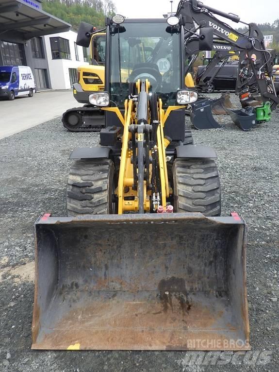 Schäffer 2445 S Gumikerekes homlokrakodók