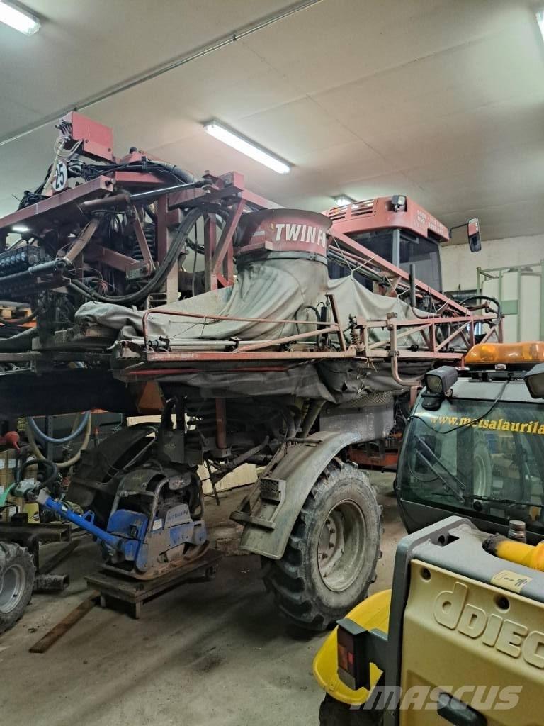 Hardi Alpha 2500 24m Önjáró trágyaszórók