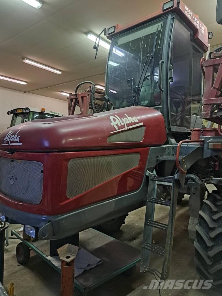 Hardi Alpha 2500 24m Önjáró trágyaszórók