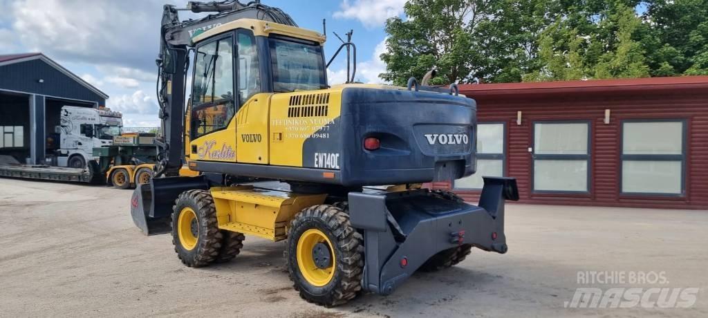 Volvo EW 140 C Gumikerekes kotrók