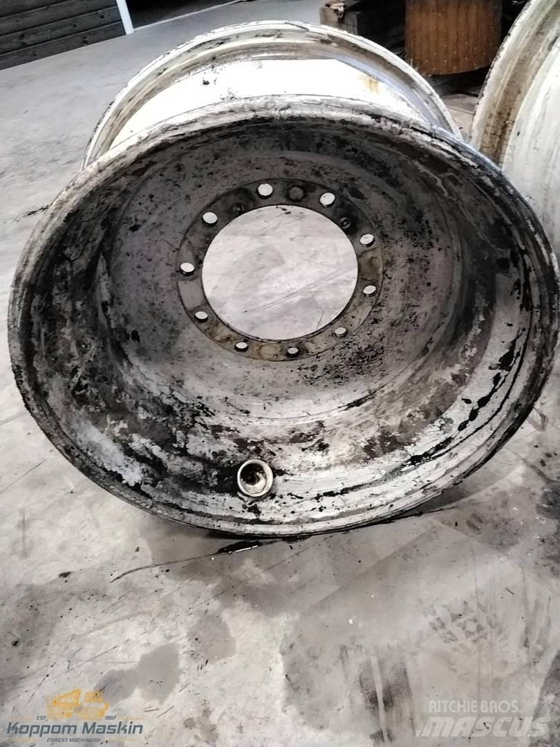 Sampo Hr46x 15x28 Gumiabroncsok, kerekek és felnik