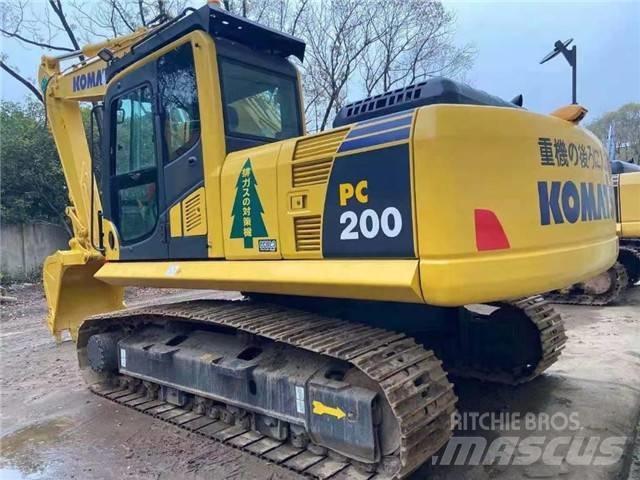 Komatsu PC 200-8 Lánctalpas kotrók