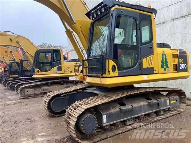 Komatsu PC 200-8 Lánctalpas kotrók