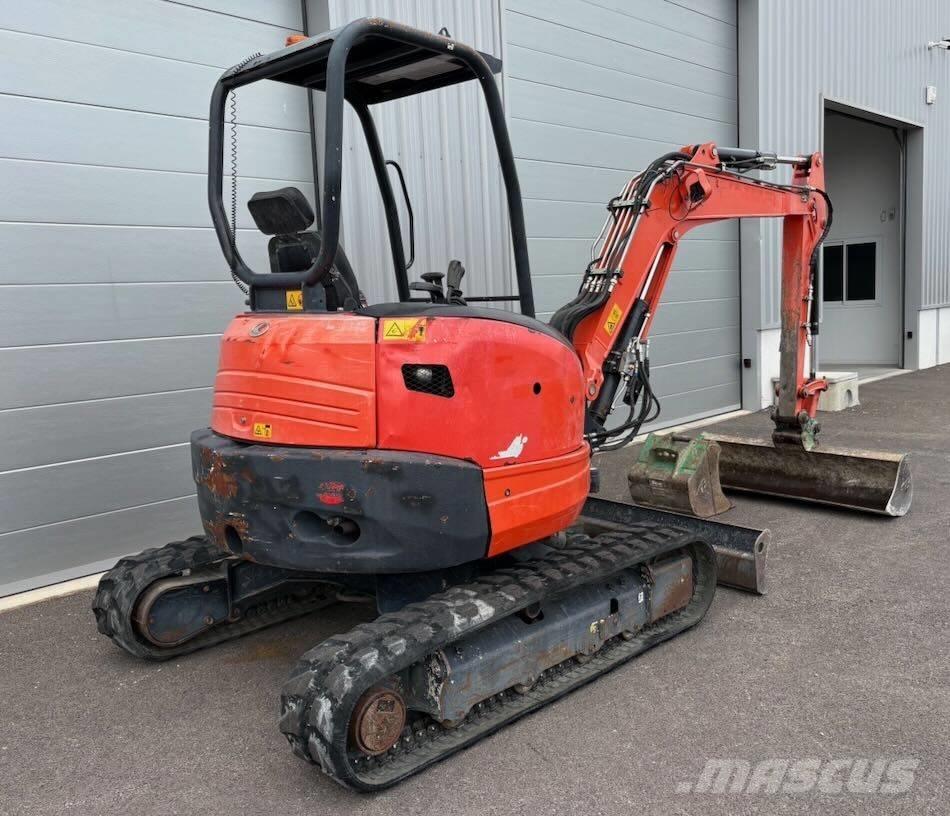 Kubota U 35-3 Mini kotrók < 7t