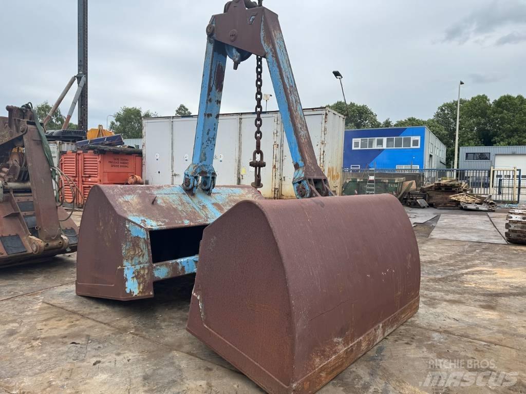  grapple 5000liter Markolók
