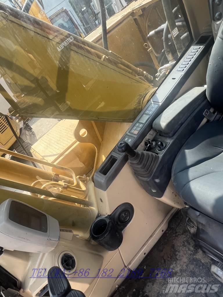 CAT 320C Lánctalpas kotrók