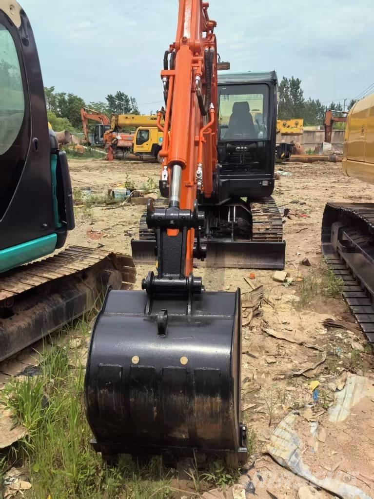 Doosan DX 60 Lánctalpas kotrók