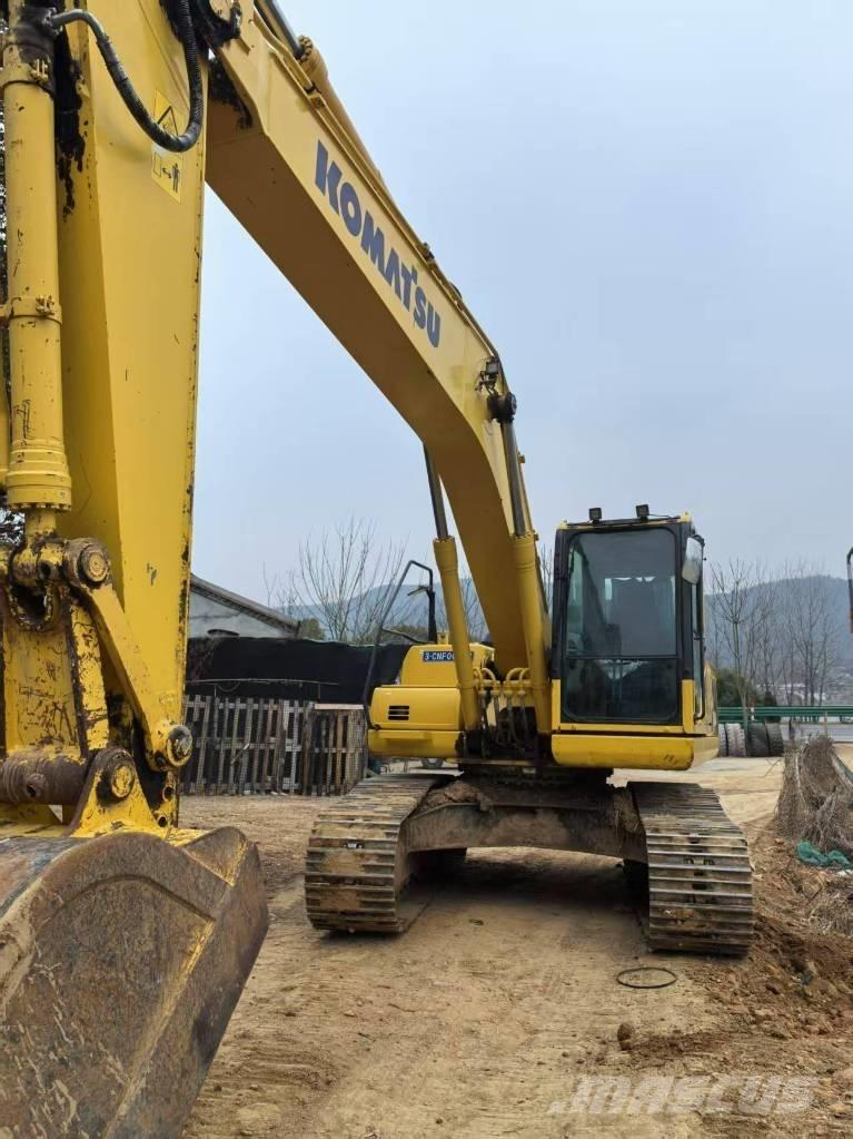 Komatsu PC 200-8 Közepes (midi) kotrók 7 t - 12 t
