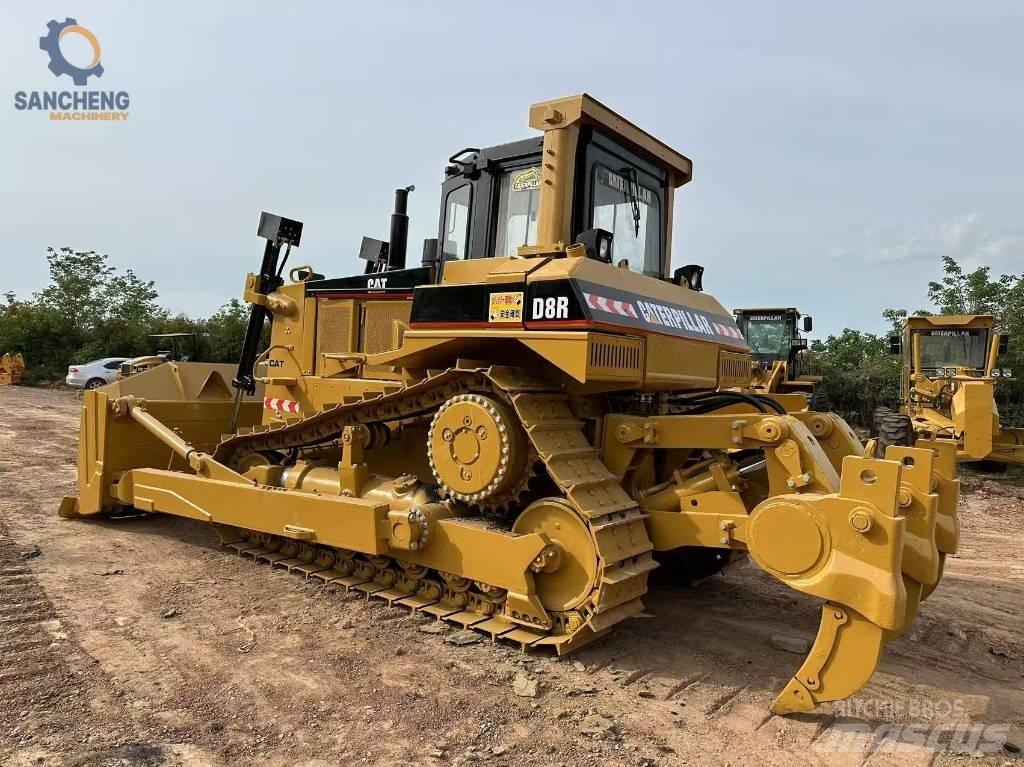 CAT D8R lánctalpas dózerek