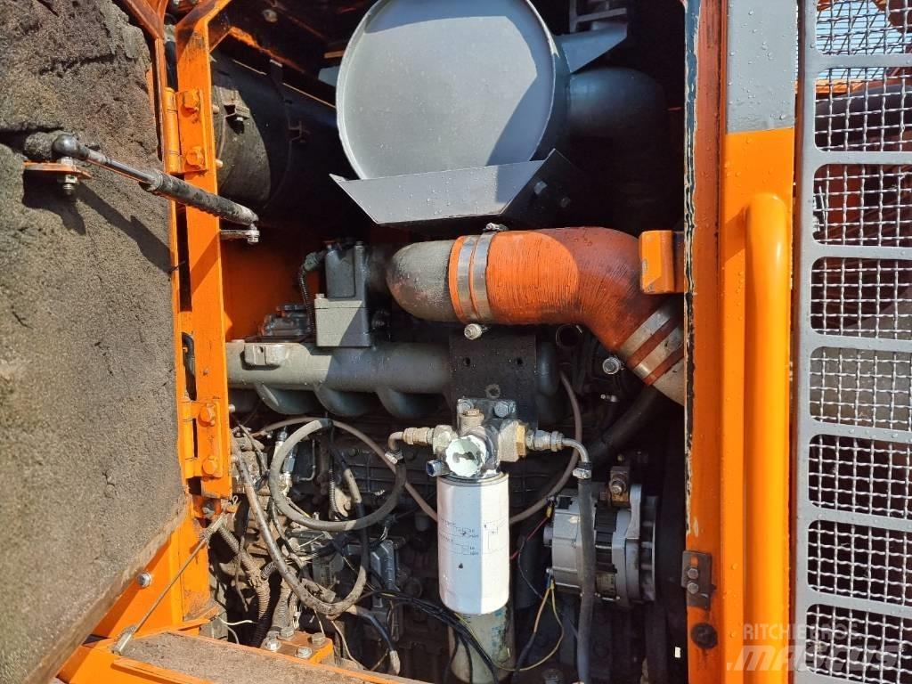 Doosan DL 200 Gumikerekes homlokrakodók