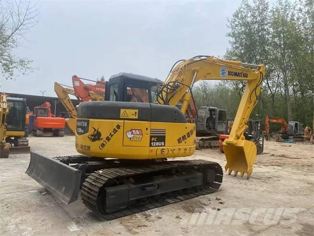 Komatsu PC128US Lánctalpas kotrók