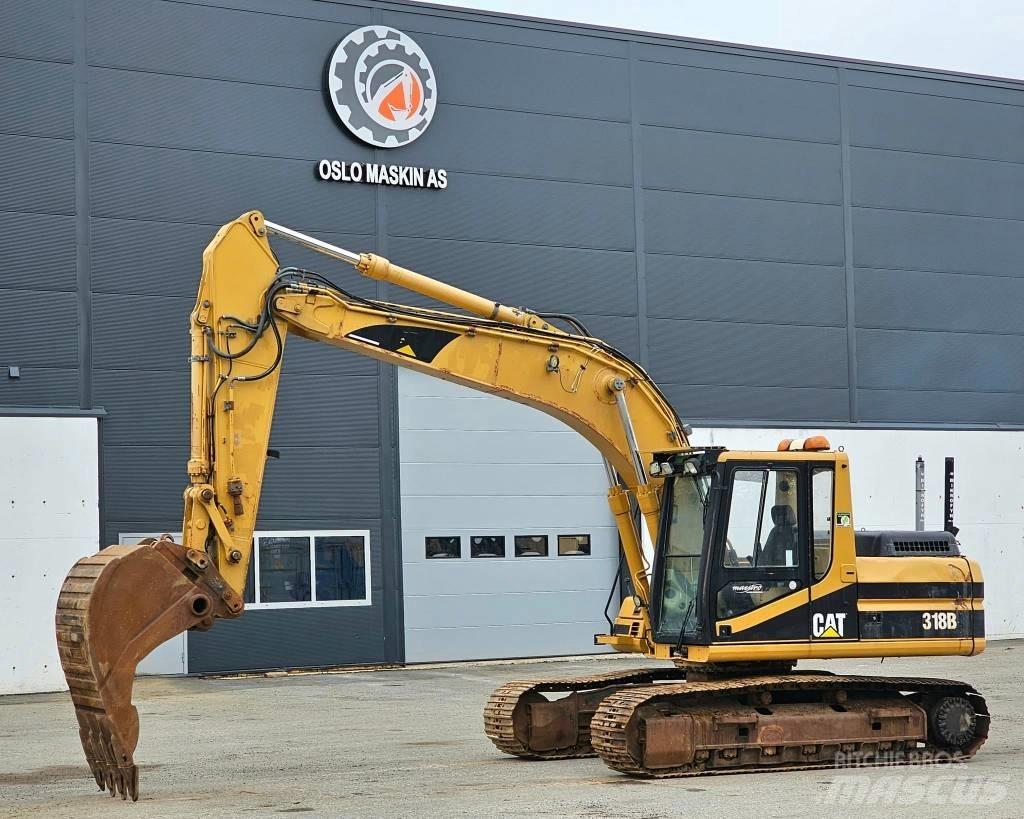 CAT 318 B L Lánctalpas kotrók