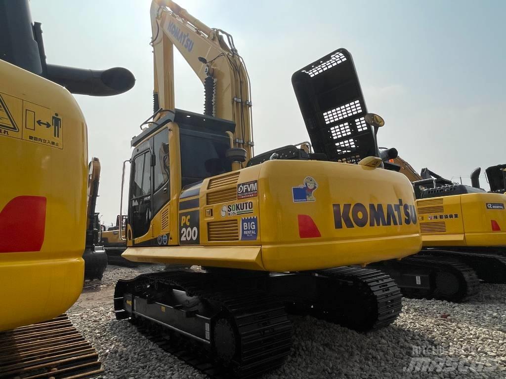 Komatsu PC 200 Lánctalpas kotrók