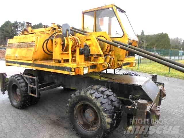 Sennebogen S 612 M Köteles kotrók