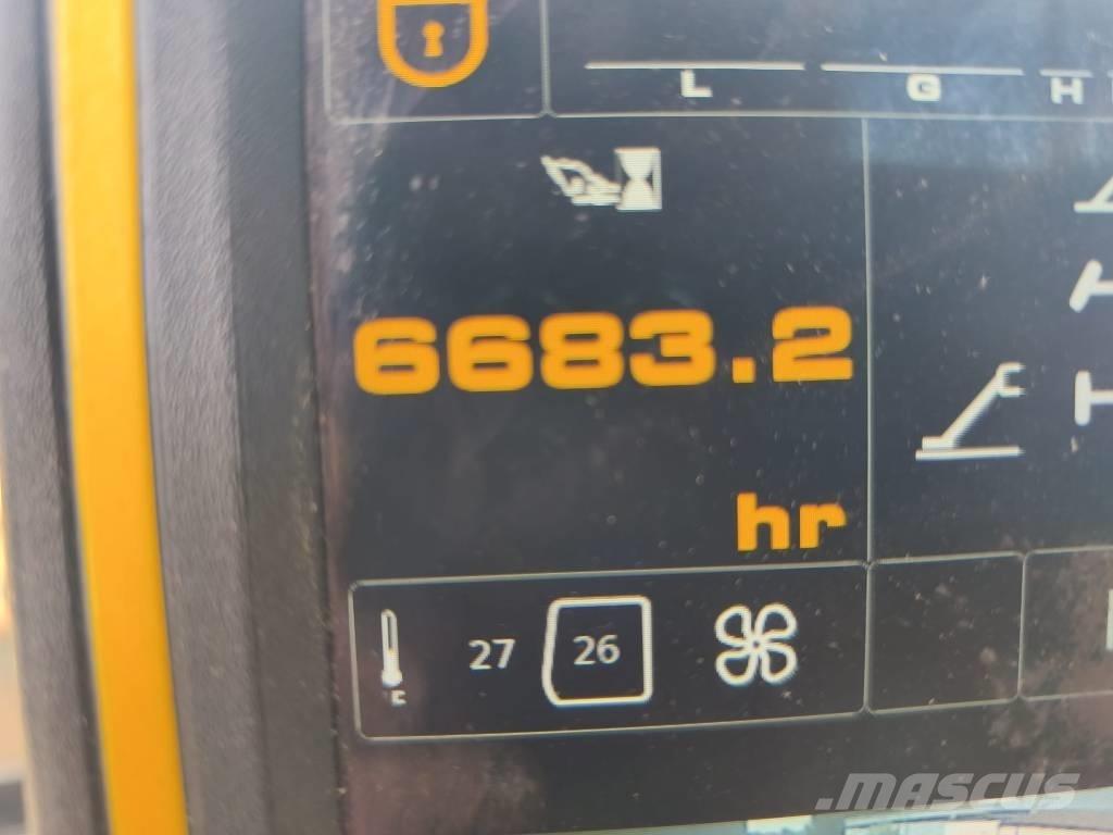 JCB JS 145 W Gumikerekes kotrók