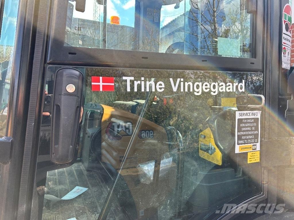 CAT 906 Gumikerekes homlokrakodók