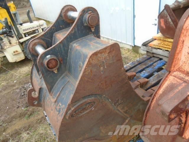 Komatsu PC 200 LC-8 Lánctalpas kotrók