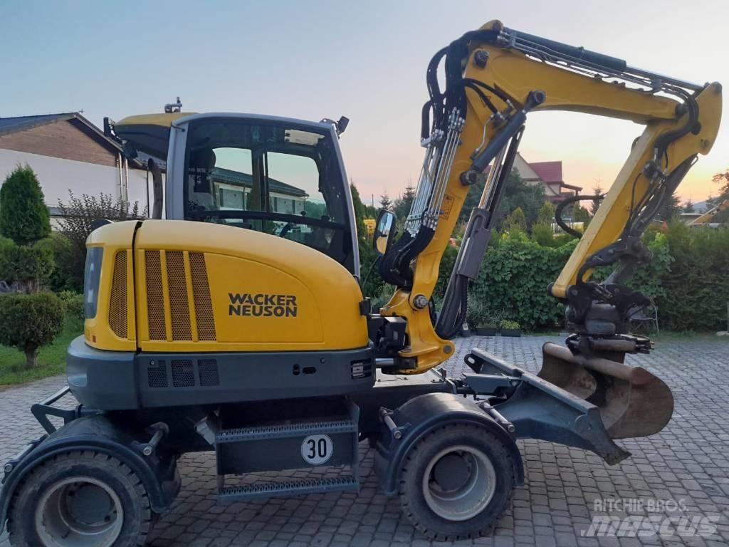 Wacker Neuson EW 65 Gumikerekes kotrók