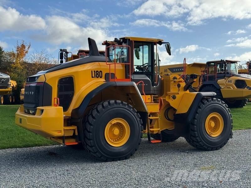 Volvo L 180 K Gumikerekes homlokrakodók