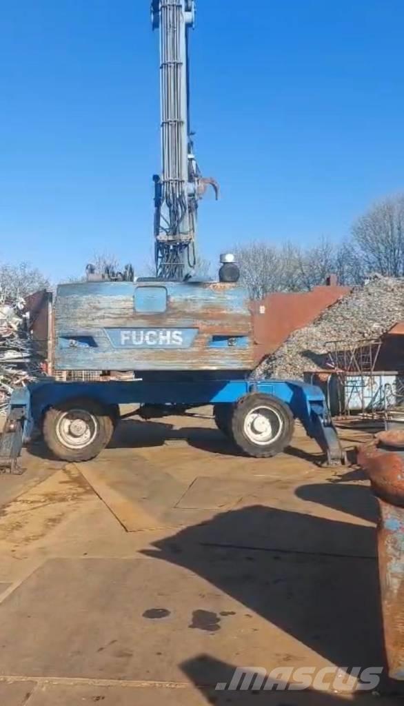 Terex Fuchs MHL 360 Bontásra használt kotrók
