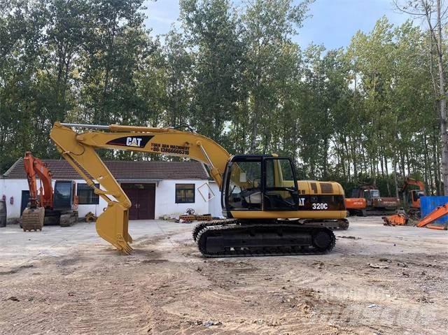 CAT 320C Lánctalpas kotrók