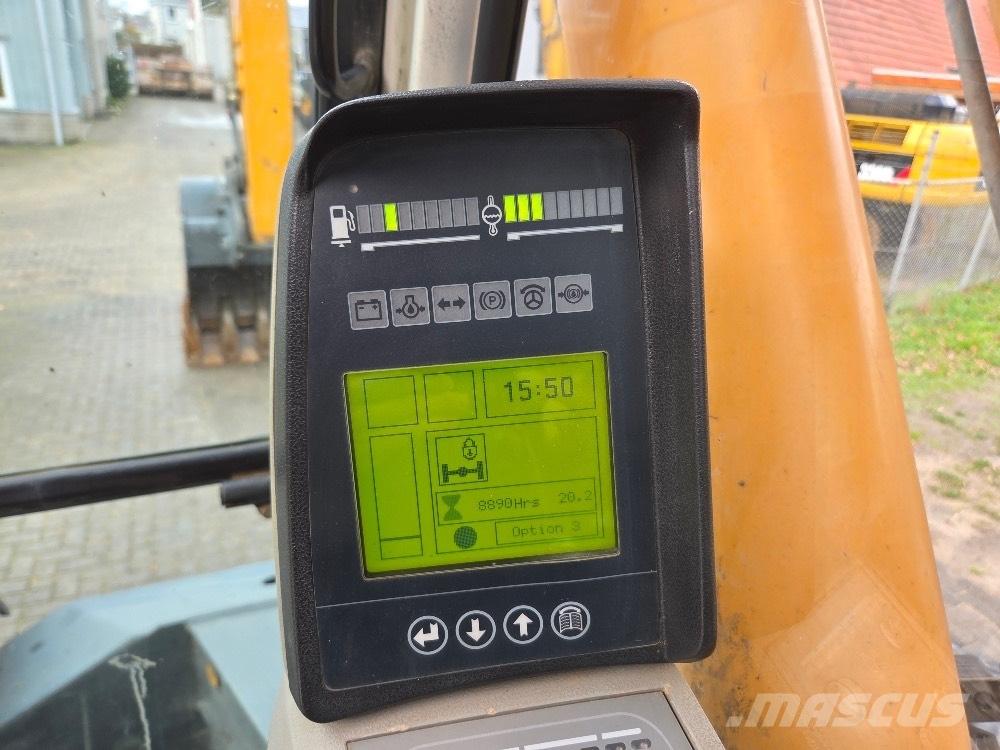 Liebherr A924B Gumikerekes kotrók