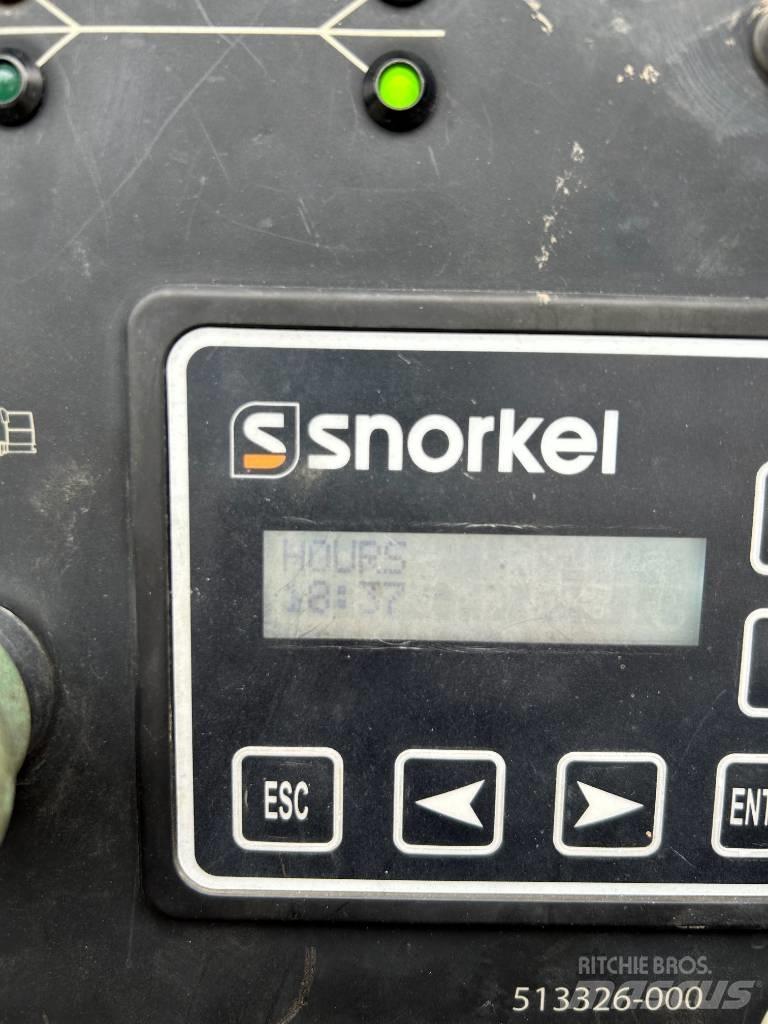 Snorkel TL 37 J Pótkocsira szerelt emelők és állványok