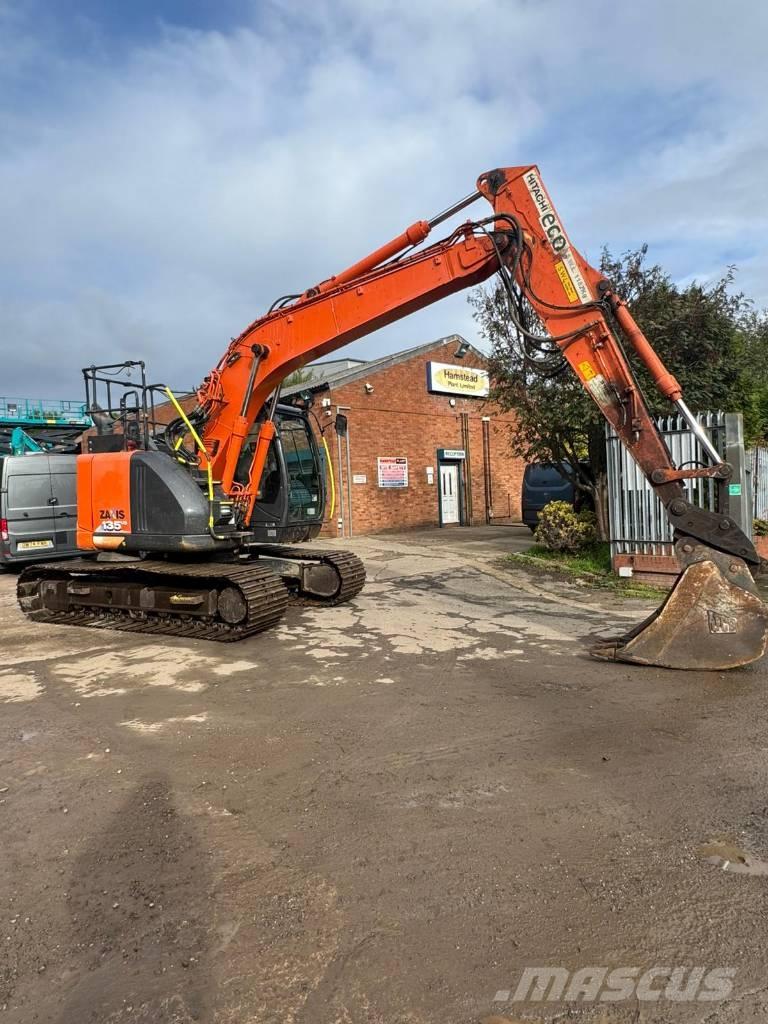 Hitachi ZX 135 US Lánctalpas kotrók