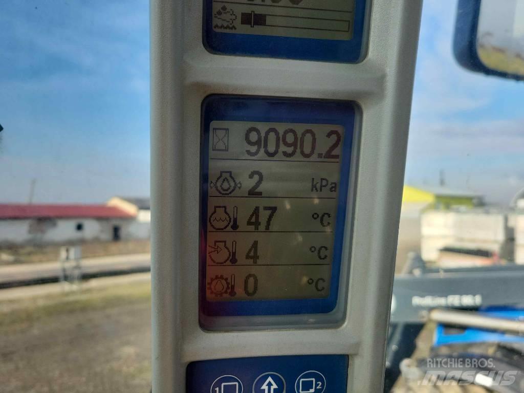 New Holland T 8.360 Traktorok