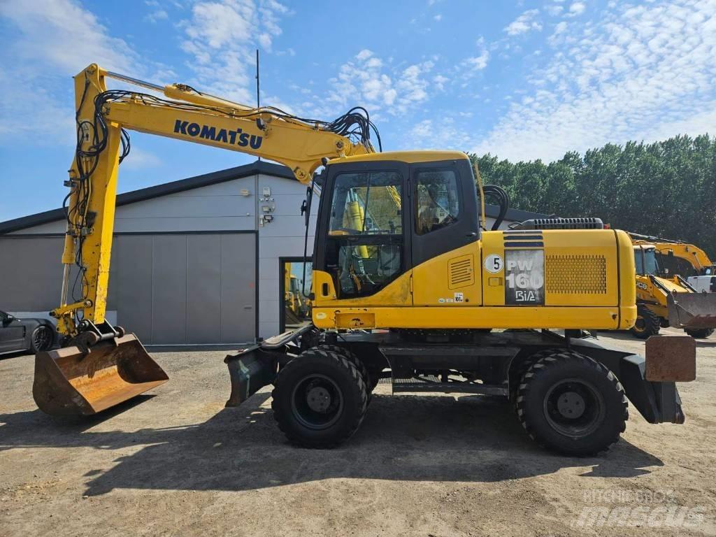 Komatsu PW 160-7 Gumikerekes kotrók