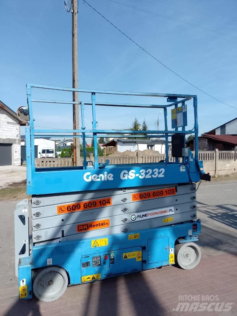 Genie GS-3232 Ollós emelők