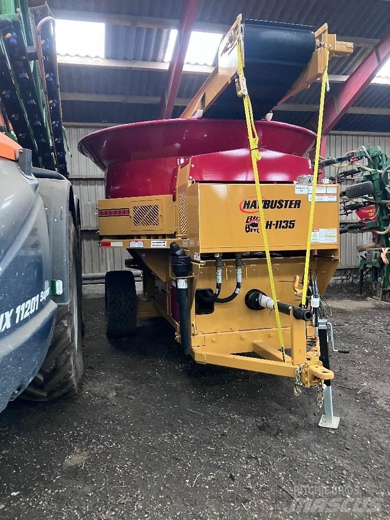 Haybuster H1135 Bála aprító, vágó, csomagoló