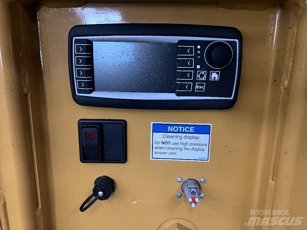 Haybuster H1135 Bála aprító, vágó, csomagoló