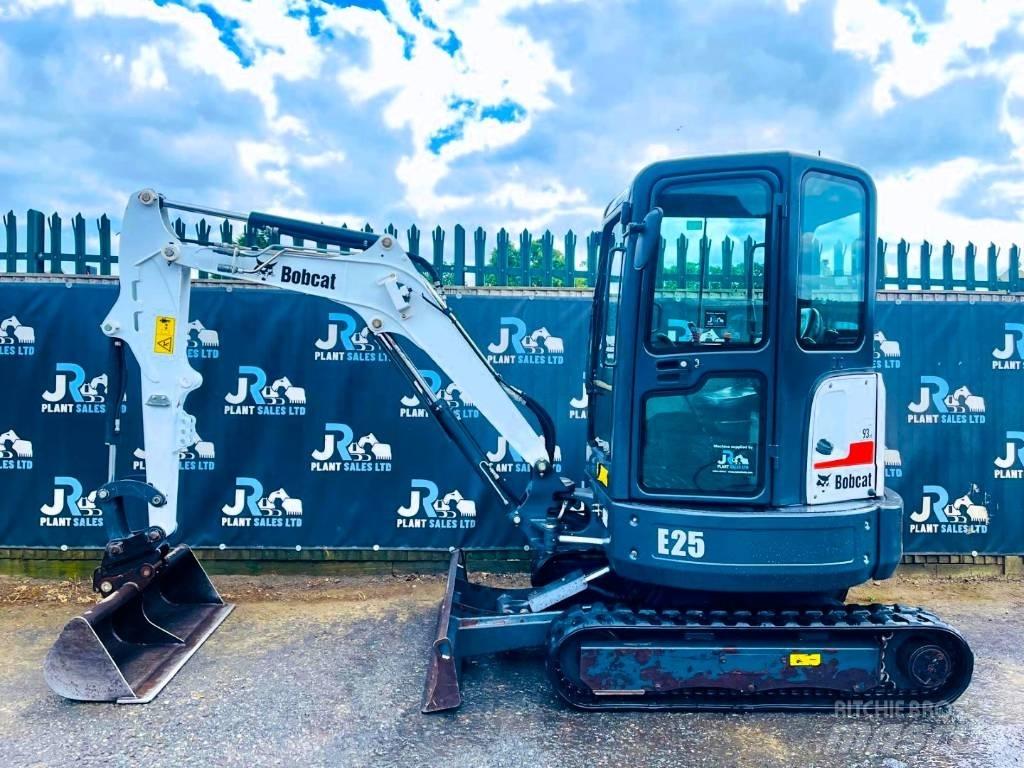 Bobcat E 25 Mini kotrók < 7t