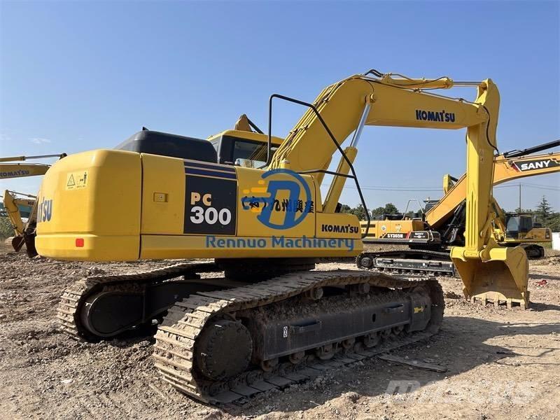 Komatsu PC 300 Lánctalpas kotrók