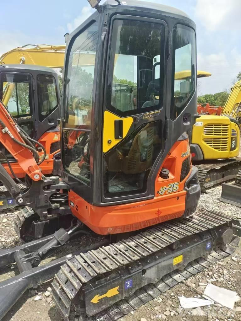 Kubota U 35 Mini kotrók < 7t