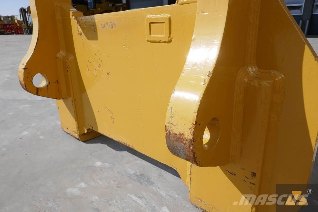 OM Forks Cat 980H Haszonjárművek - Egyéb