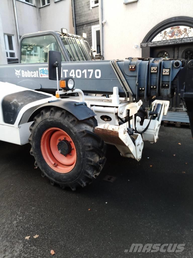 Bobcat B40170-D221 Teleszkópos rakodók