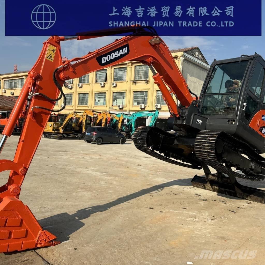 Doosan DX 60 Lánctalpas kotrók