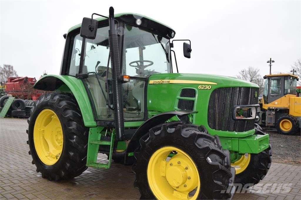 John Deere 6230 Traktorok
