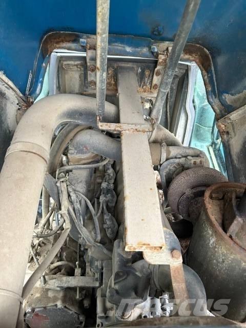 Ford 6635 DT Traktorok