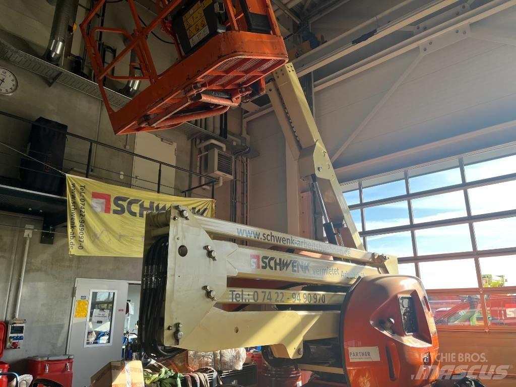 JLG 450 AJ II Karos emelők