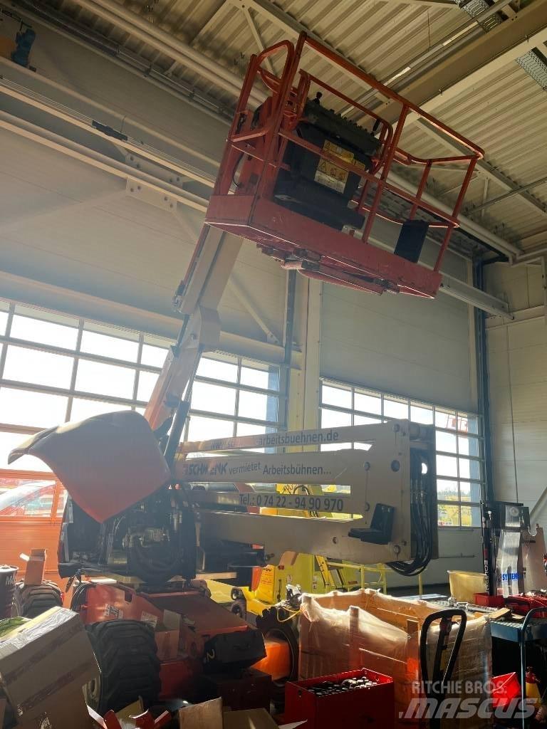 JLG 450 AJ II Karos emelők
